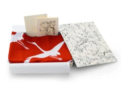Geschenkset Chiyogami Mit Furoshiki Kuren L, Rot -Küchenutensilien Laden geschenkset chiyogami mit furoshiki kuren l rot 1