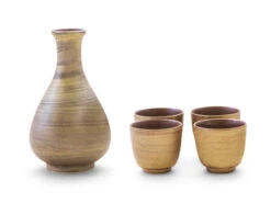Sake Set Gold, 1 Karaffe, 4 Becher -Küchenutensilien Laden sake set gold 1 karaffe 4 becher 1