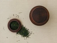 Teedose Fuki Kama, Serie Karmi, Ca. 100 G Grüner Tee 11 Teedose Fuki Kama, Serie Karmi, Ca. 100 G Grüner Tee – Bild 9